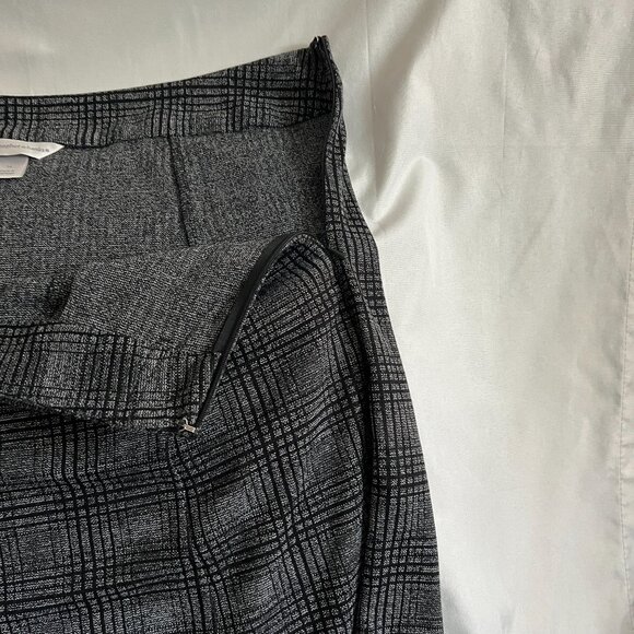 Christopher & Banks Size 16 Black & Grey Plaid A-Line Skirt Side Zipper Closure - Picture 2 of 4